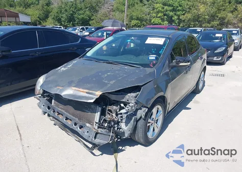 2014 Ford Focus Se z USA, uszkodzony, nr VIN 1FADP3F27EL183707